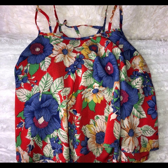 Top - Picture 3 of 3